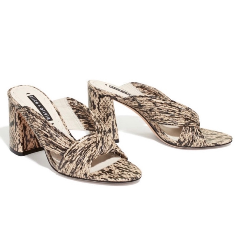 Alice & Olivia Snakeskin Print Strappy Block Heel Sandals Sz 7